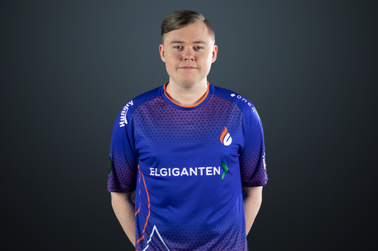 游戏市场大波动 玩家一夜损失数万原因揭秘